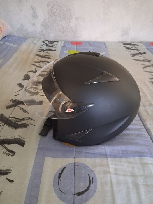 Vendo capacete novo tamanho XL