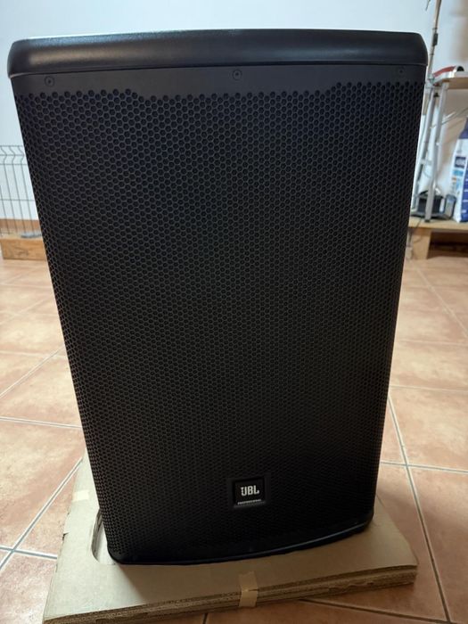 JBL EON 715 NOVA + Capa original JBL
