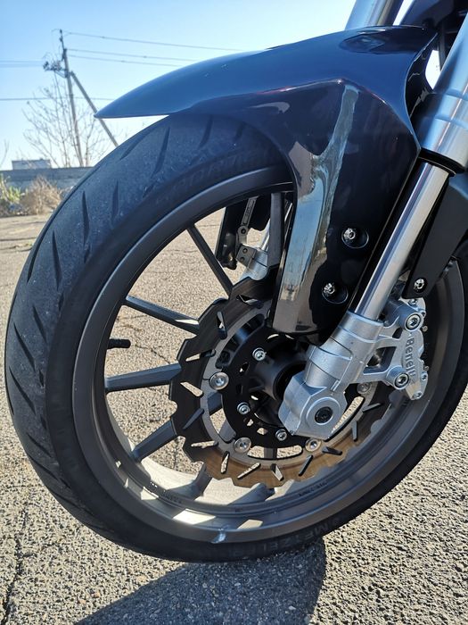 Benelli TNT 250 — живий, маневрений і надійний