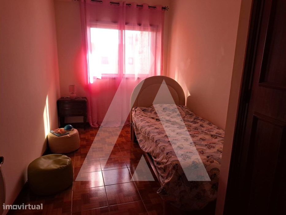 Apartamento T2 com terraço no Bairro do Liceu