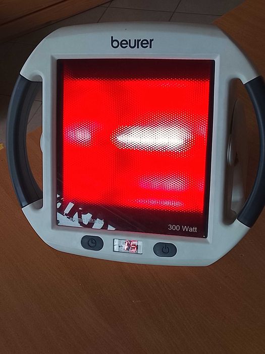 Lampa lecznicza na podczerwień BEURER/ Polecam