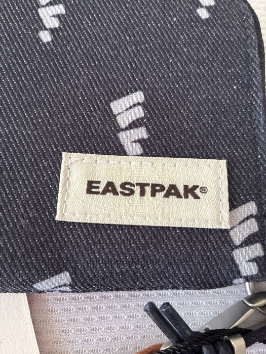 Carteira de senhora Eastpak original nova com etiqueta