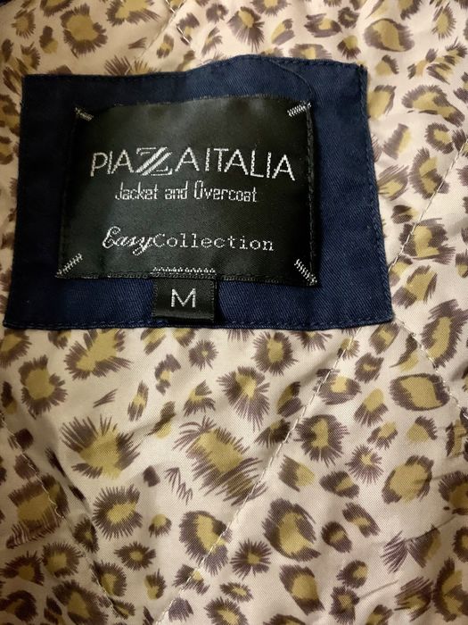 Куртка жіноча розмір М