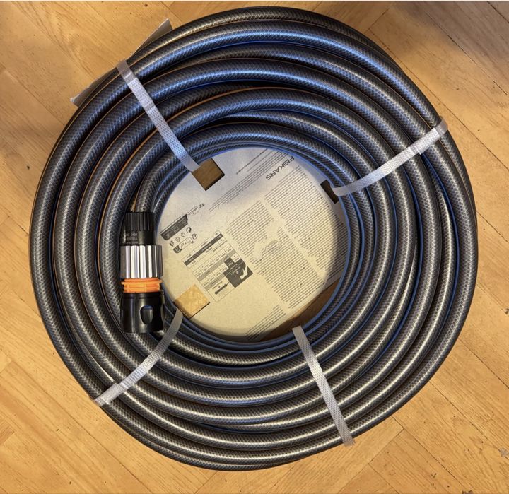 Wąż ogrodowy premium Fiskars X-solid 1/2 cala 30 m