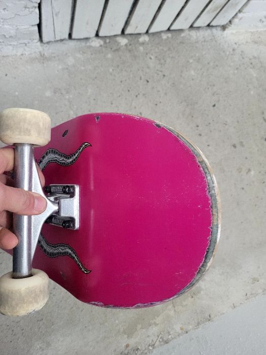Deskorolka local skateboard dobry zestaw