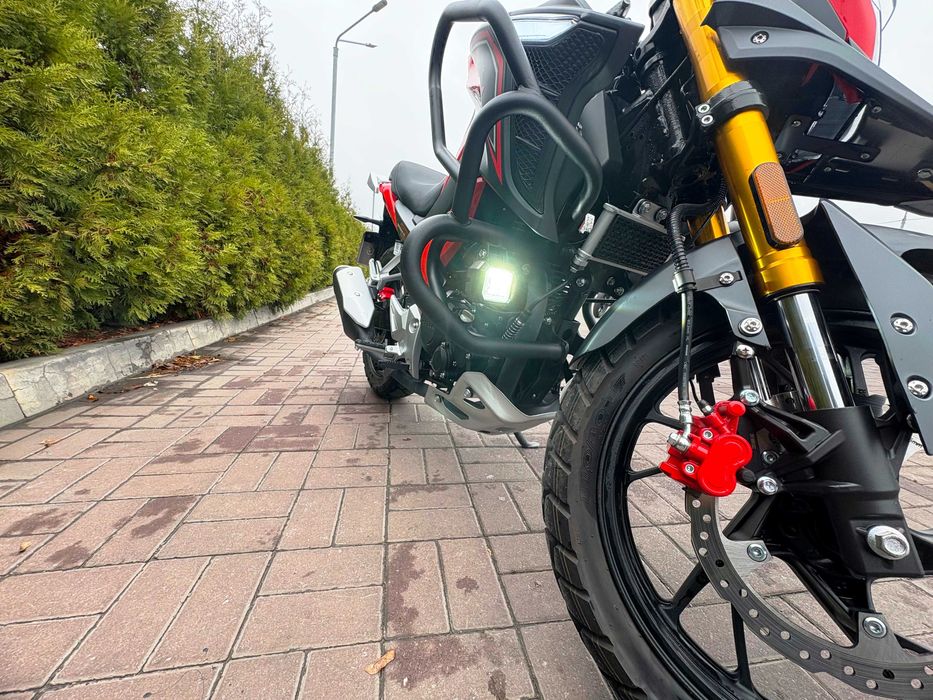 Мотоцикл Spark SP300T-3