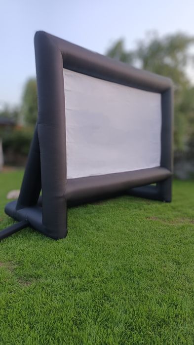 Nadmuchiwany ekran projekcyjny plus dmuchawa