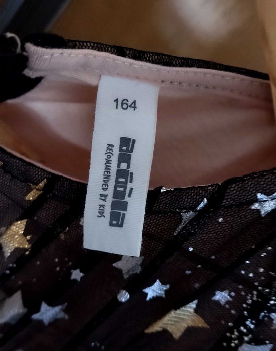 Vestido de Festa Rapariga Preto c/ Estrelas – Tam. 164
