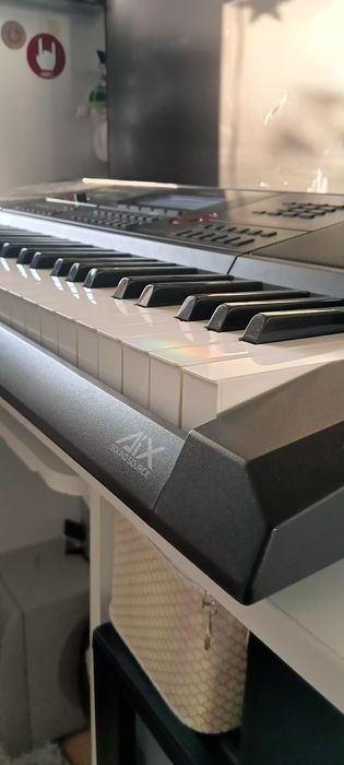 Casio ct-x 3000 keyboard+ pendrive USB  z 880 MIDI