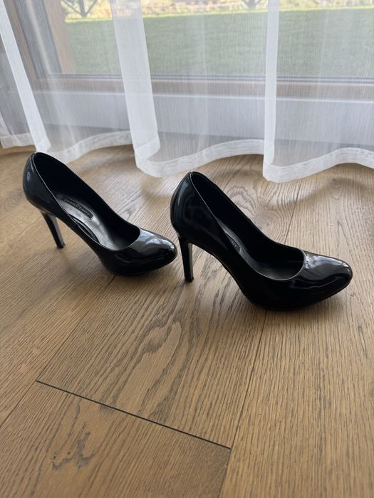 Czarne szpilki 35 Jenny Fairy lakierowane błyszczące basic wysokie