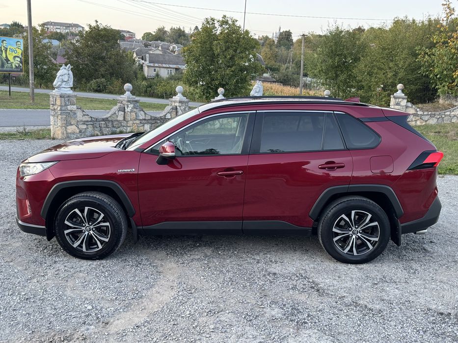 Офіційний Rav 4 Гібрид