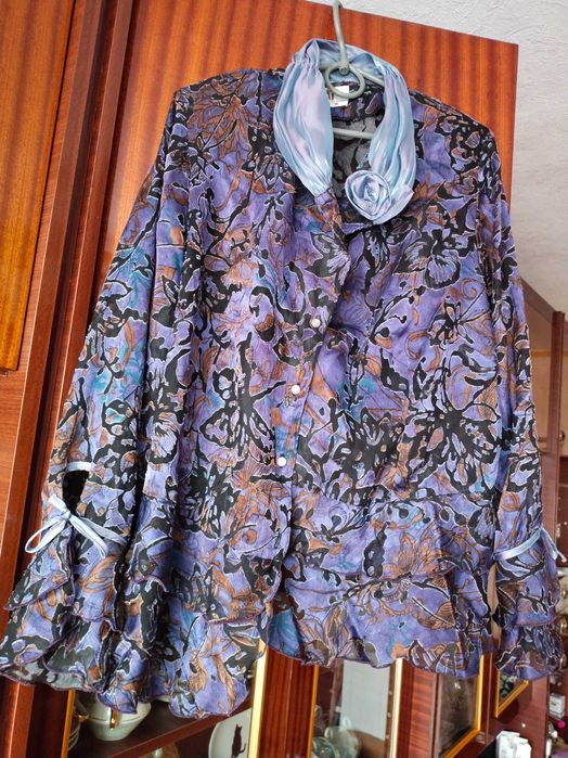 Блуза б/у 50 розміру