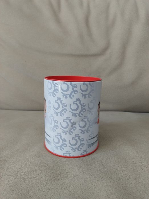 Skarbonka łączy nas piłka