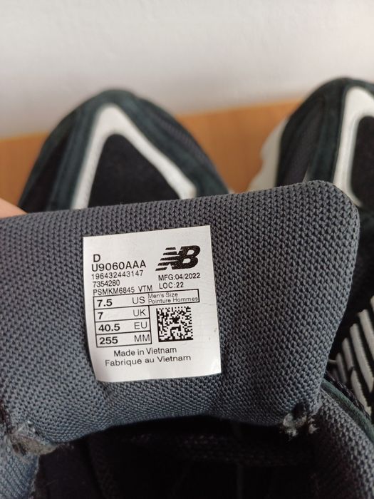 Оригинальные кроссовки NEW BALANCE 9060 40.5 размер: 1 100 грн