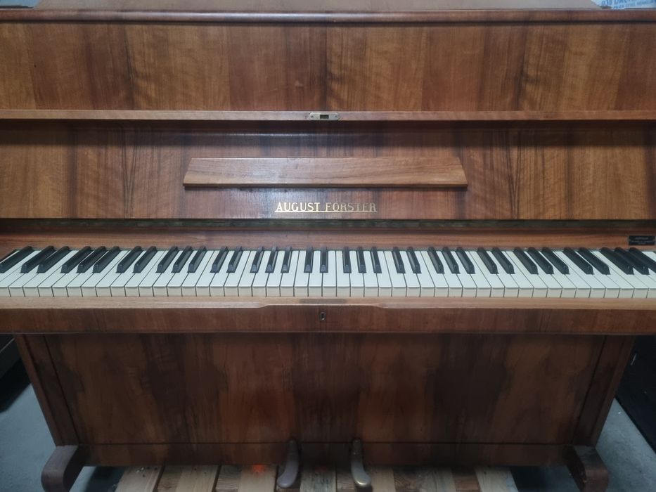 Pianino August Forster nastrojone transport gwarancja