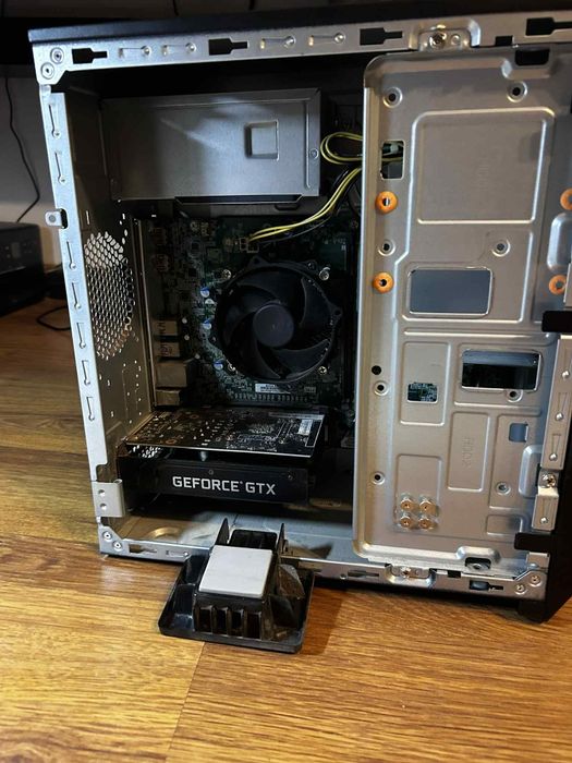 Komputer do gier lub pracy