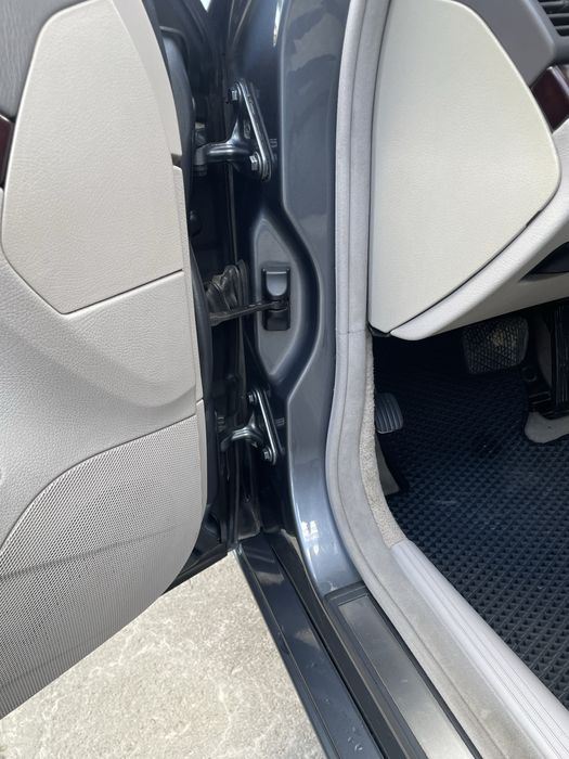 Mercedes e211 , мерседес е211 elegance ( 2.2 дизель )