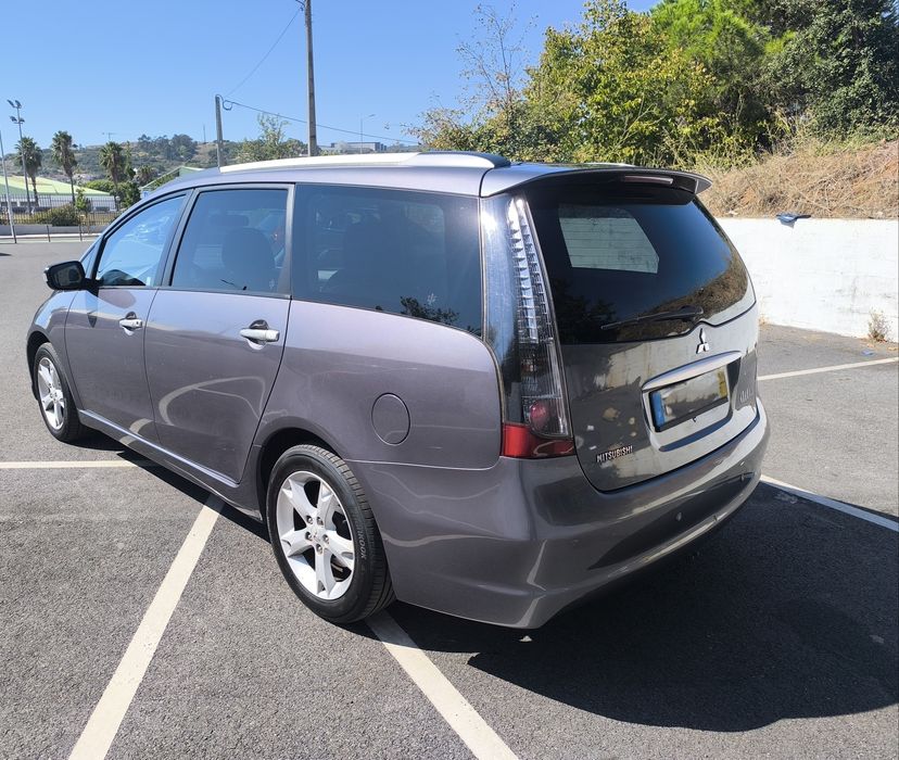 Mitsubishi Grandis 2.0 de 140cv diesel Nacional