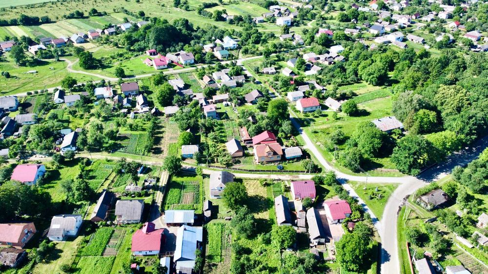 Продаж земельної ділянки в с. Семигинів з документами на житловий будинок