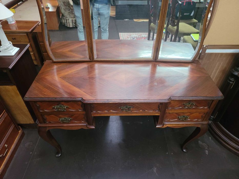 Toucador antigo estilo Quen Anne - Bom estado geral