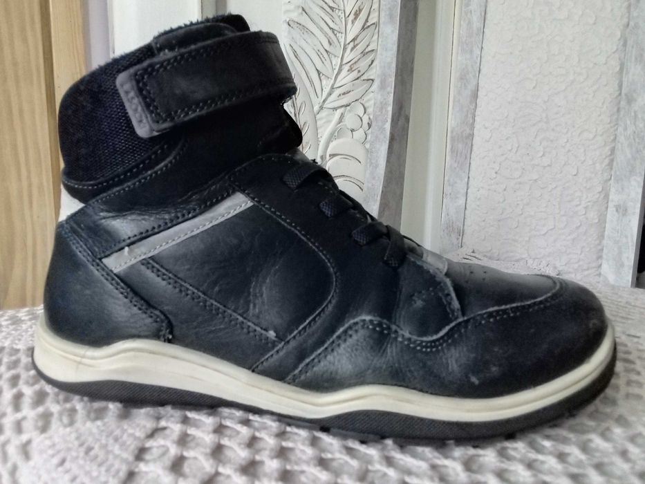 GRATIS skórzane Lasocki buty zimowe dziecięce chłopięce ocieplane 34