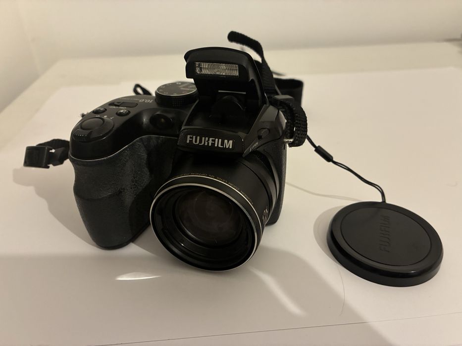Vendo maquina fotografica fujifilm Finepix