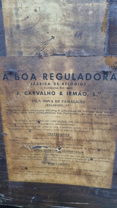 Relógio de mesa muito antigo da marca Reguladora