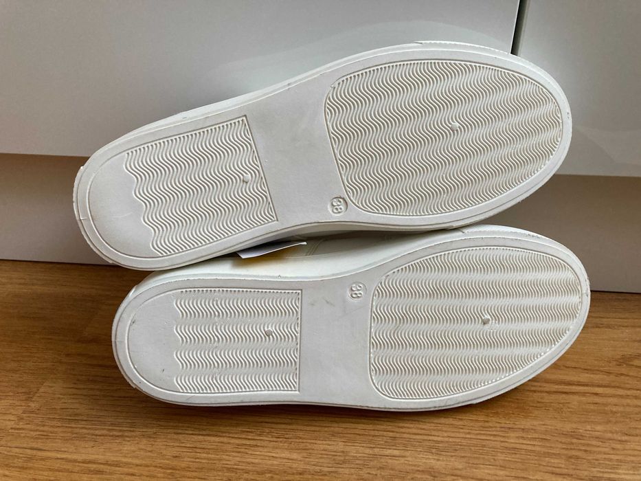 Kubota białe sneakersy 38
