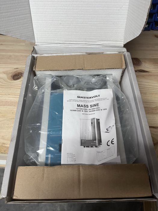 Novo Mastervolt Conversor carregador Sine 24V 1500W 230V