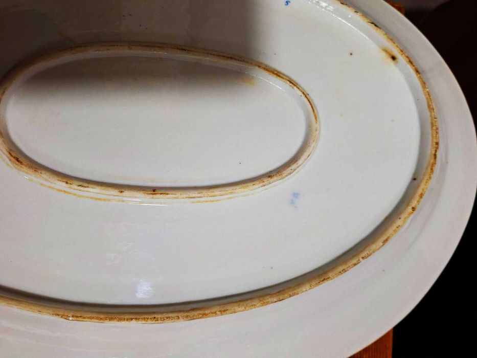 Travessa em faiança Vista Alegre 1852/69, grande