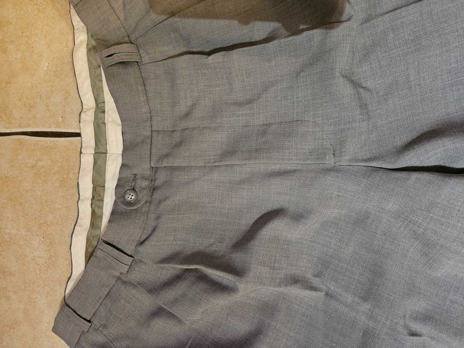męskie eleganckie spodnie garniturowe r. XXL w stanie bardzo dobrym