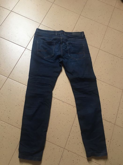 Reserved męskie jeansy stan idealny L/XL