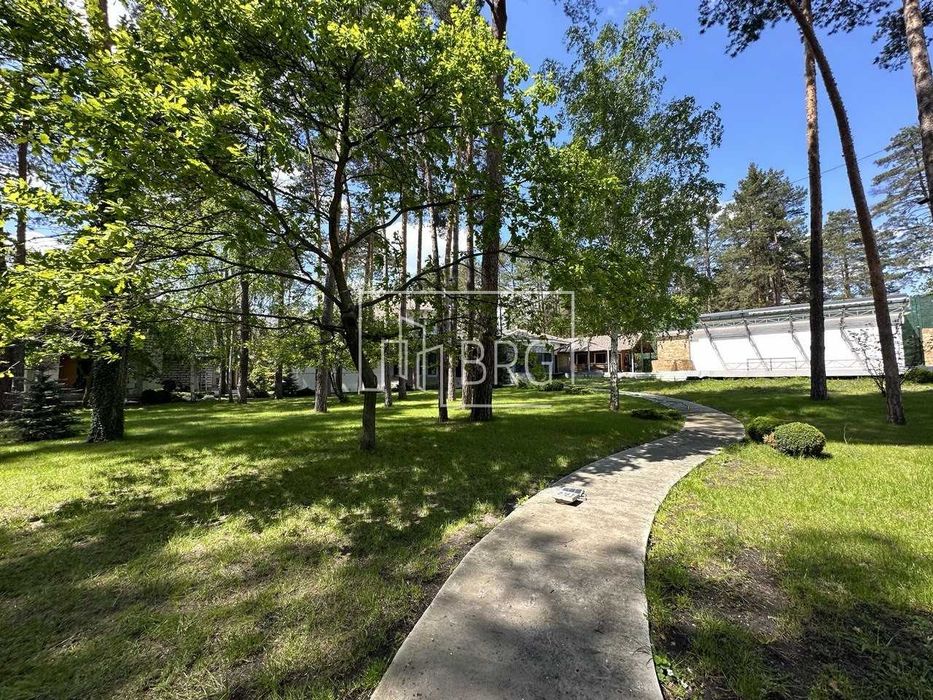 Дом с бассейном КГ Сосновый бор Козин Конча-Заспа без комиссии