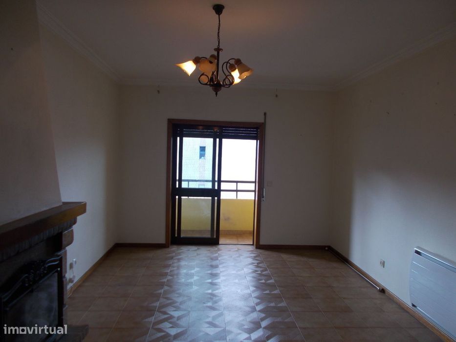 Apartamento T2 Com Garagem 30 M2