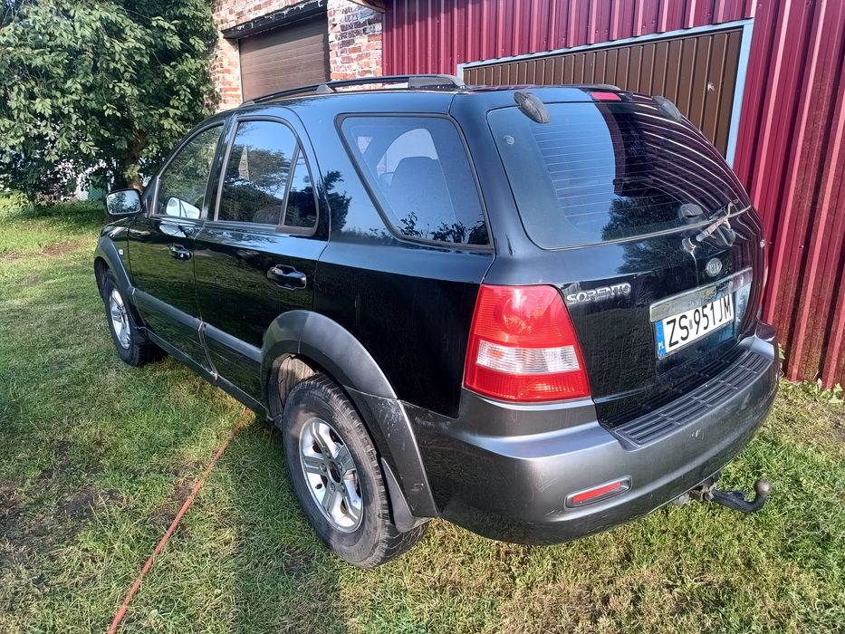 Kia Sorento  3,5 B+G 2004