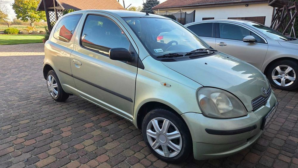 Toyota yaris 2002 r