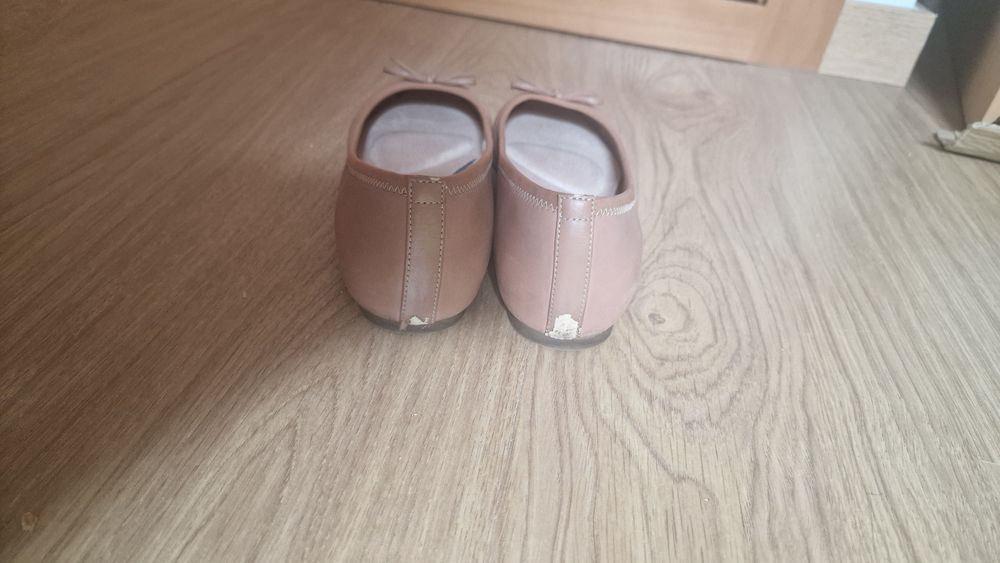 Sabrinas beje Rockport