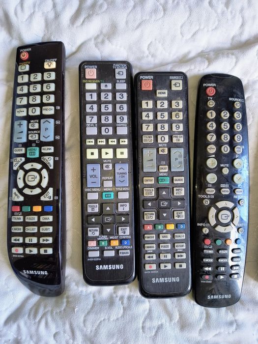 Piloty TV.samsung.Sony.LG.Grunding..