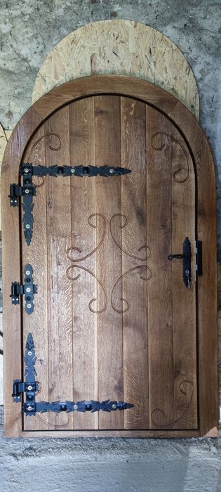 Drzwi do piwniczki/ziemianki