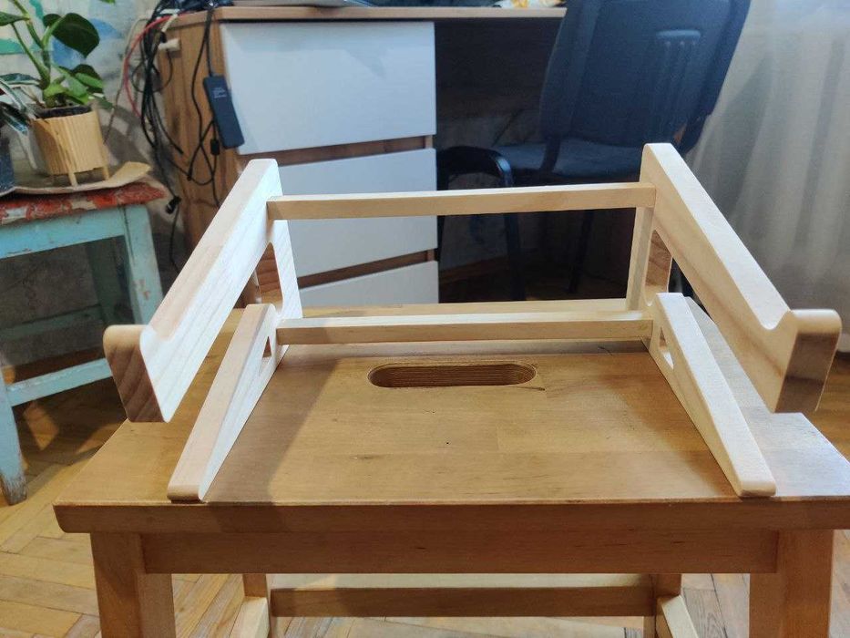 Підставка під ноутбук столик для ноутбука з клавіатурою