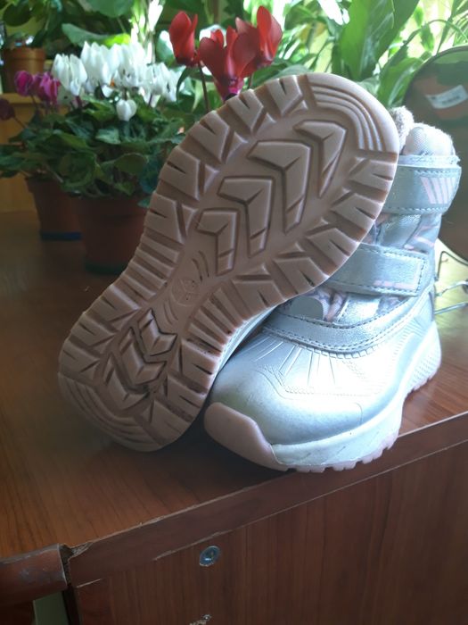 Buty zimowe dla dziewczynki