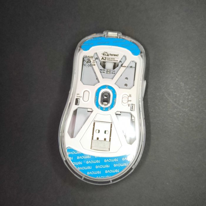 Rato Transparente RGB FreeWolf A2 PAW3212 com Display de bateria