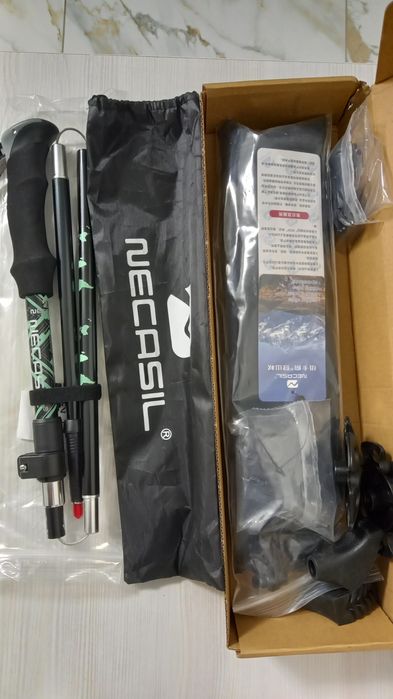 Легкі 5- ти секційні трекінгові палиці Necasil