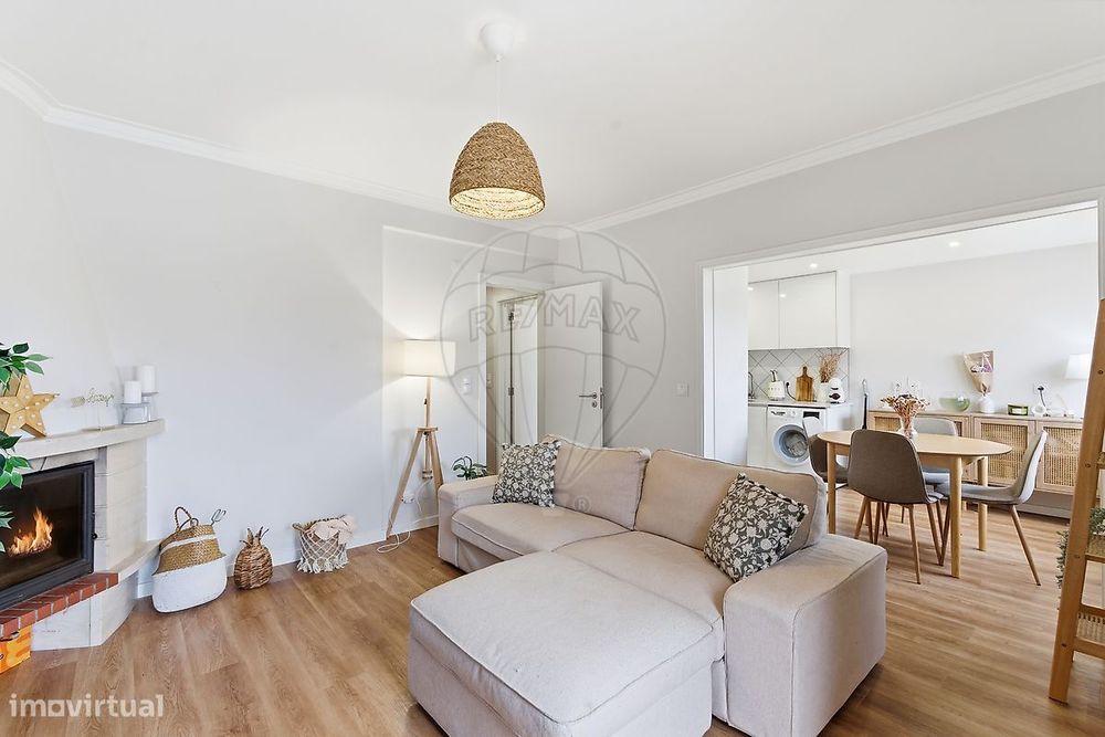 Apartamento T3 para venda — Charneca De Caparica E Sobreda, Setúbal