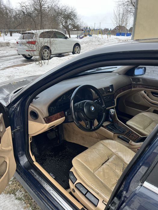 Продам BMW e39 2.5