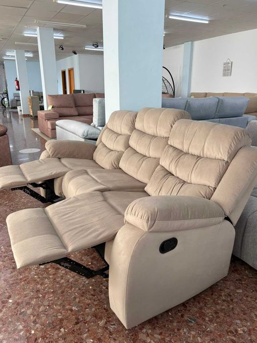 SOFÁ RECLINÁVEL DE 3 LUGARES NOVO + PORTES POR 453€