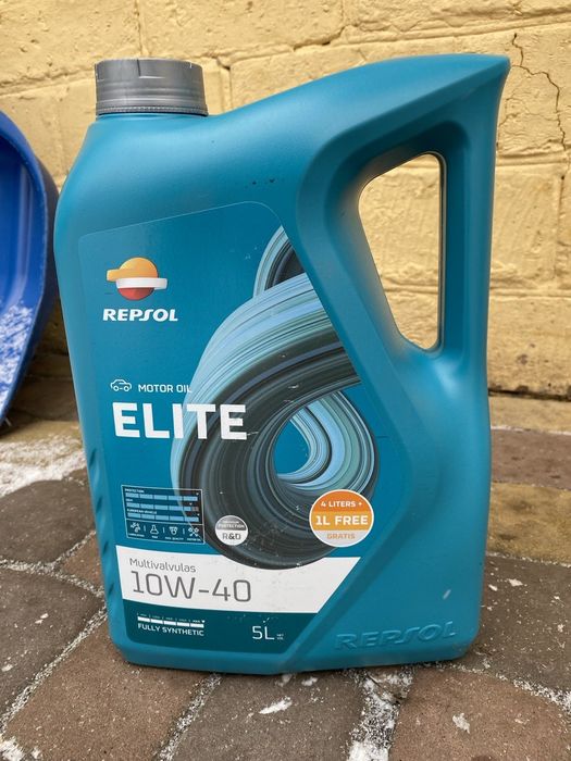 Моторна олива,моторне масло