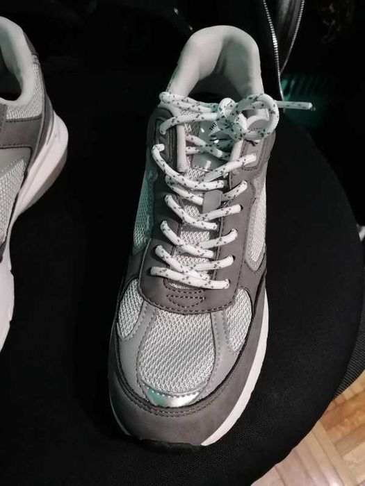 Sapatilhas Bershka - novas!