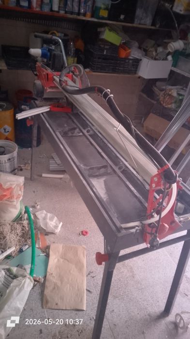 Vendo máquina de cortar cerâmica da marca ruby
