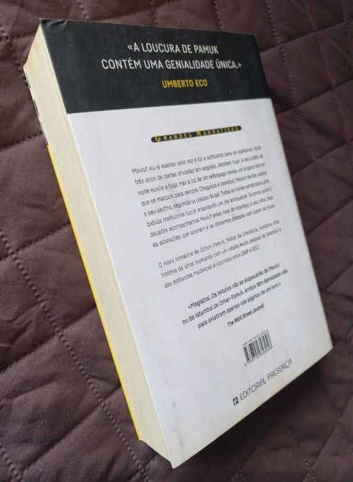 Uma Estranheza em Mim - Orhan Pamuk